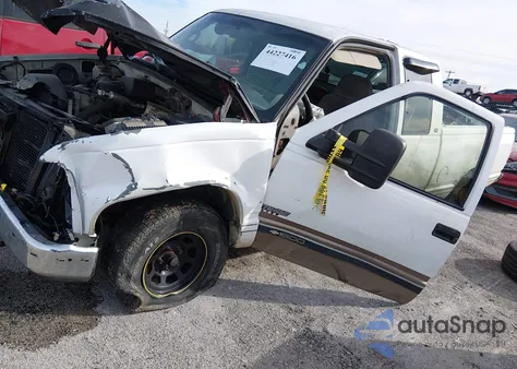 1998 Chevrolet C1500 Fleetside из США, поврежденный, VIN 2GCEC19R5W1219361